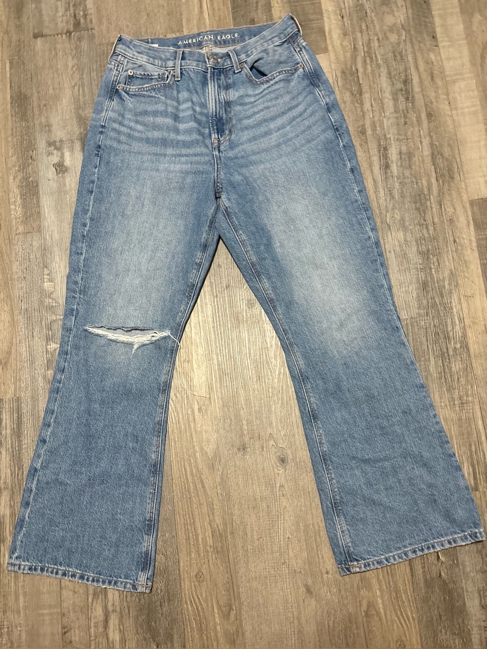 American Eagle 90s Flare Jeans